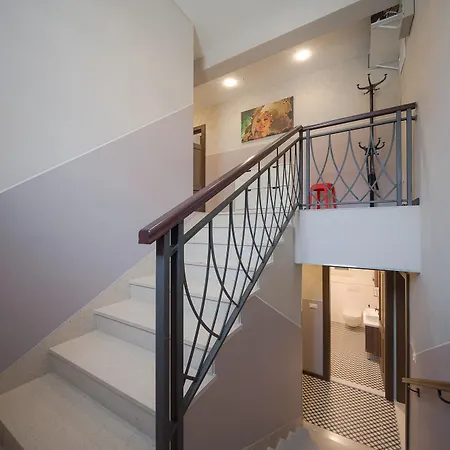 Mater - Luxuriously Equipped With A 15m Long Swimming Pool
